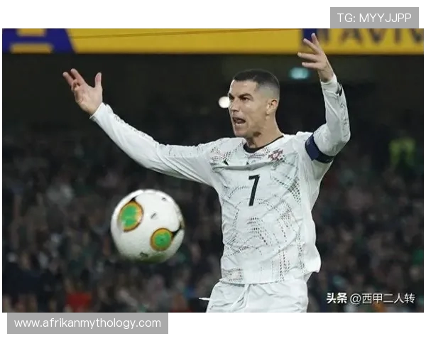 C罗肘击染红,葡萄牙0-2爆冷!无缘提前直通世界杯,仍排小组第一