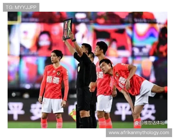 世界杯如期举行,中超也不让道,你们如何选择?选前者真不爱国吗